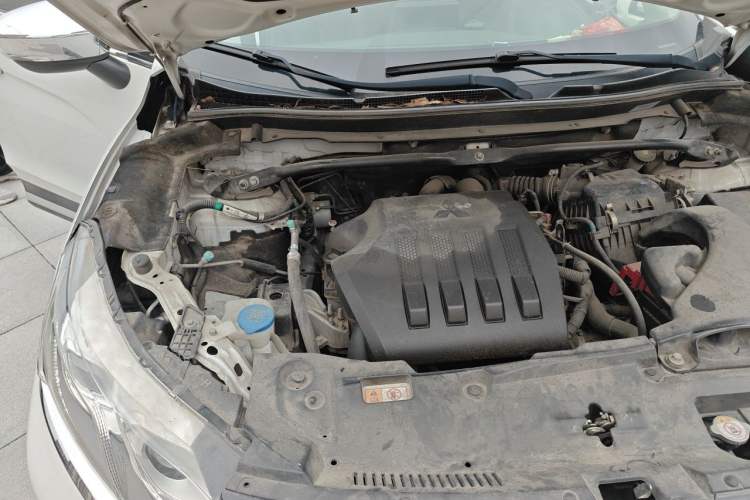 Used Mitsubishi Eclipse Cross 2018 1.5T CVT Two-Wheel Drive Dream Edition Engine Bay Right