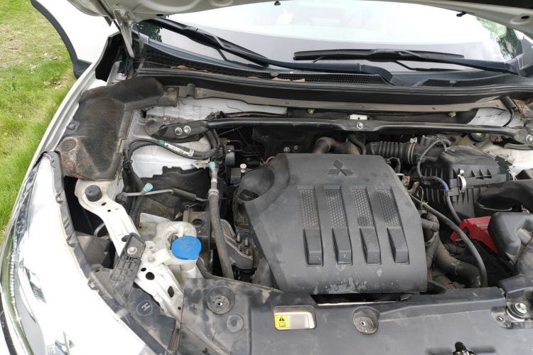 Used Mitsubishi Eclipse Cross 2018 1.5T CVT Two-Wheel Drive Fearless Edition Engine Bay Right