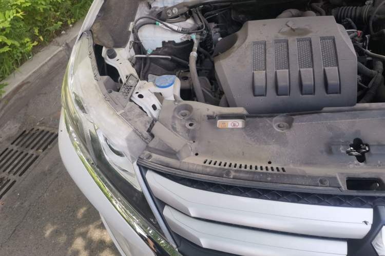 Used Mitsubishi Eclipse Cross 2018 1.5T CVT Two-Wheel Drive Fearless Edition Engine Bay Right