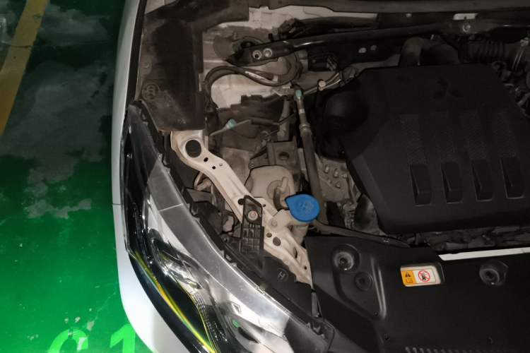 Used Mitsubishi Eclipse Cross 2018 1.5T CVT Two-Wheel Drive Dream Edition Engine Bay Right