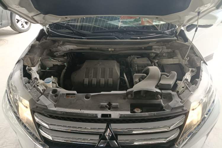 Used Mitsubishi Eclipse Cross 2018 1.5T CVT Two-Wheel Drive Fearless Edition Engine Bay