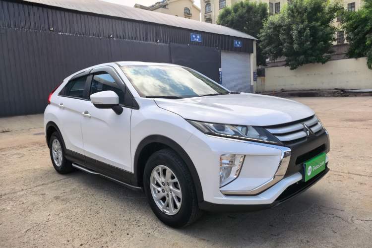 Used Mitsubishi Eclipse Cross 2018 1.5T Manual Two-Wheel Drive Youth Edition Exterior 2