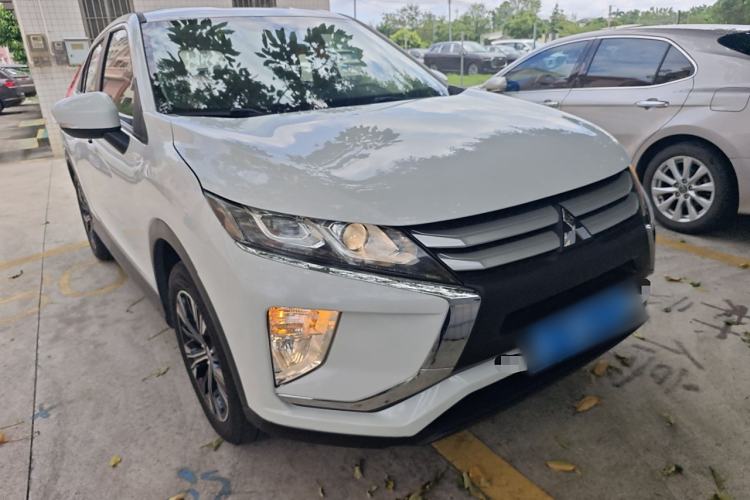 Used Mitsubishi Eclipse Cross 2018 1.5T CVT Two-Wheel Drive Fearless Edition Exterior 2