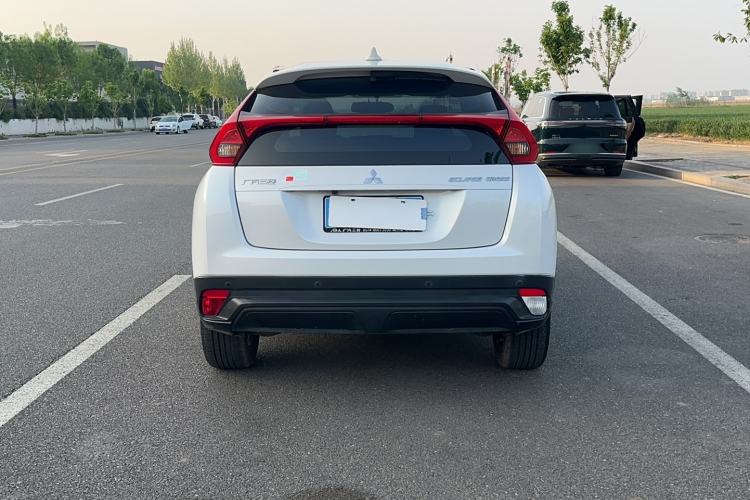 Used Mitsubishi Eclipse Cross 2018 1.5T CVT Two-Wheel Drive Fearless Edition Exterior 2