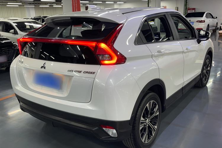 Used Mitsubishi Eclipse Cross 2018 1.5T CVT Two-Wheel Drive Fearless Edition Exterior 3