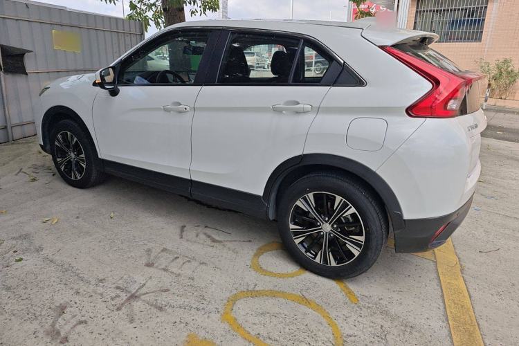 Used Mitsubishi Eclipse Cross 2018 1.5T CVT Two-Wheel Drive Fearless Edition Exterior 3