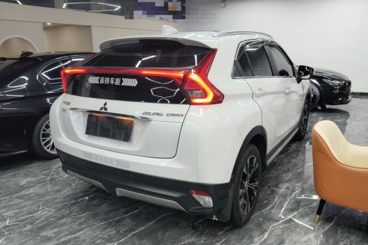 Used Mitsubishi Eclipse Cross 2018 1.5T CVT Two-Wheel Drive Dream Edition Exterior 4