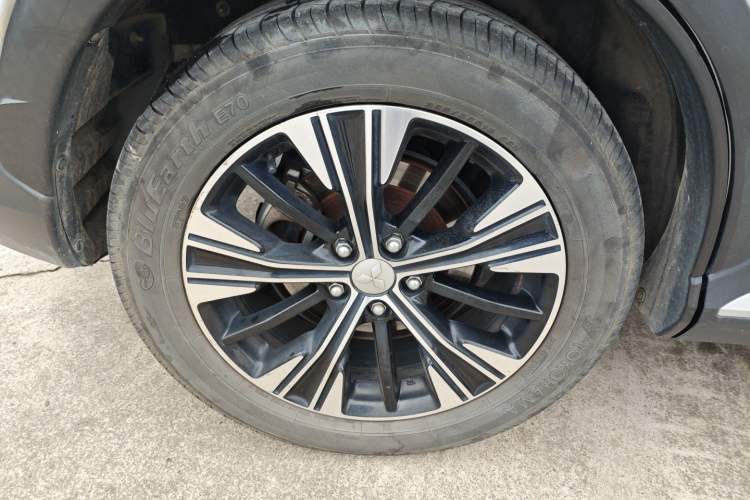 Used Mitsubishi Eclipse Cross 2018 1.5T CVT Two-Wheel Drive Dream Edition Exterior 8