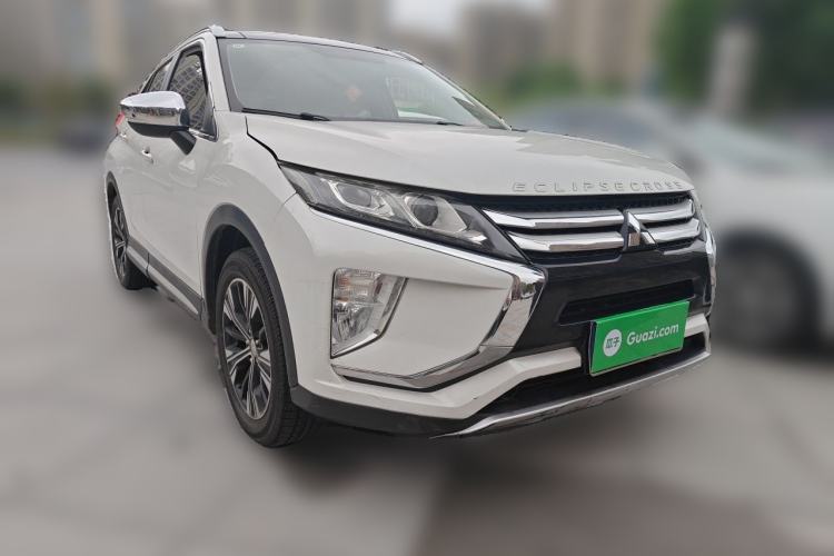Used Mitsubishi Eclipse Cross 2018 1.5T CVT Two-Wheel Drive Dream Edition Front Right 45 Deg