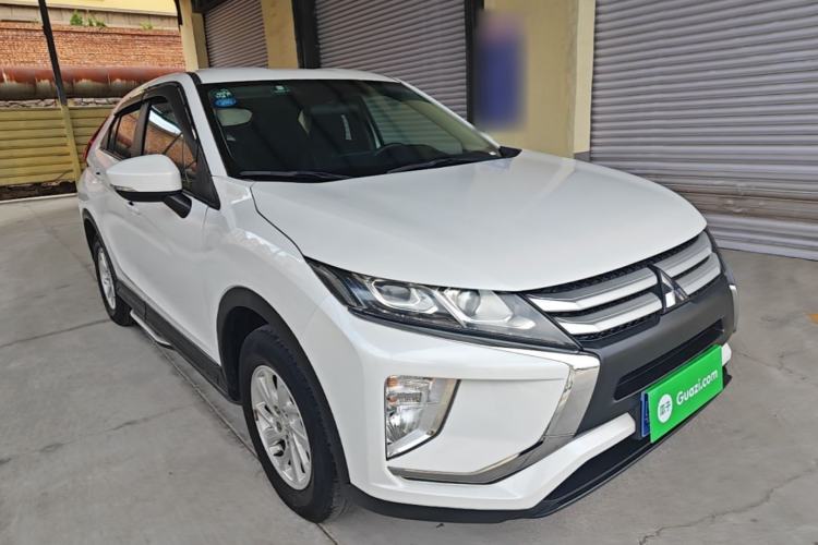 Used Mitsubishi Eclipse Cross 2018 1.5T Manual Two-Wheel Drive Youth Edition Front Right 45 Deg