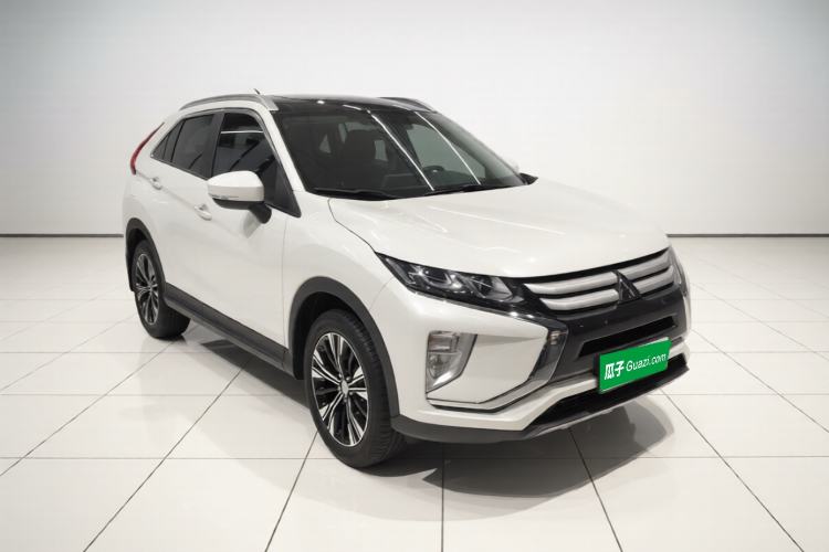 Used Mitsubishi Eclipse Cross 2018 1.5T CVT Two-Wheel Drive Dream Edition Front Right 45 Deg