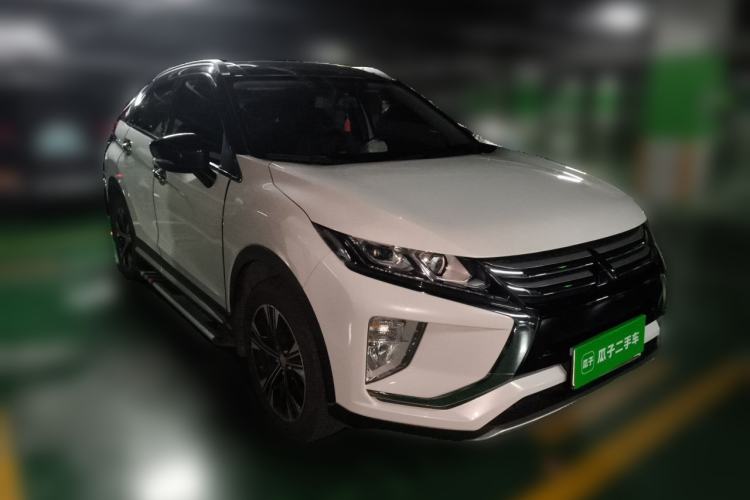 Used Mitsubishi Eclipse Cross 2018 1.5T CVT Two-Wheel Drive Dream Edition Front Right 45 Deg