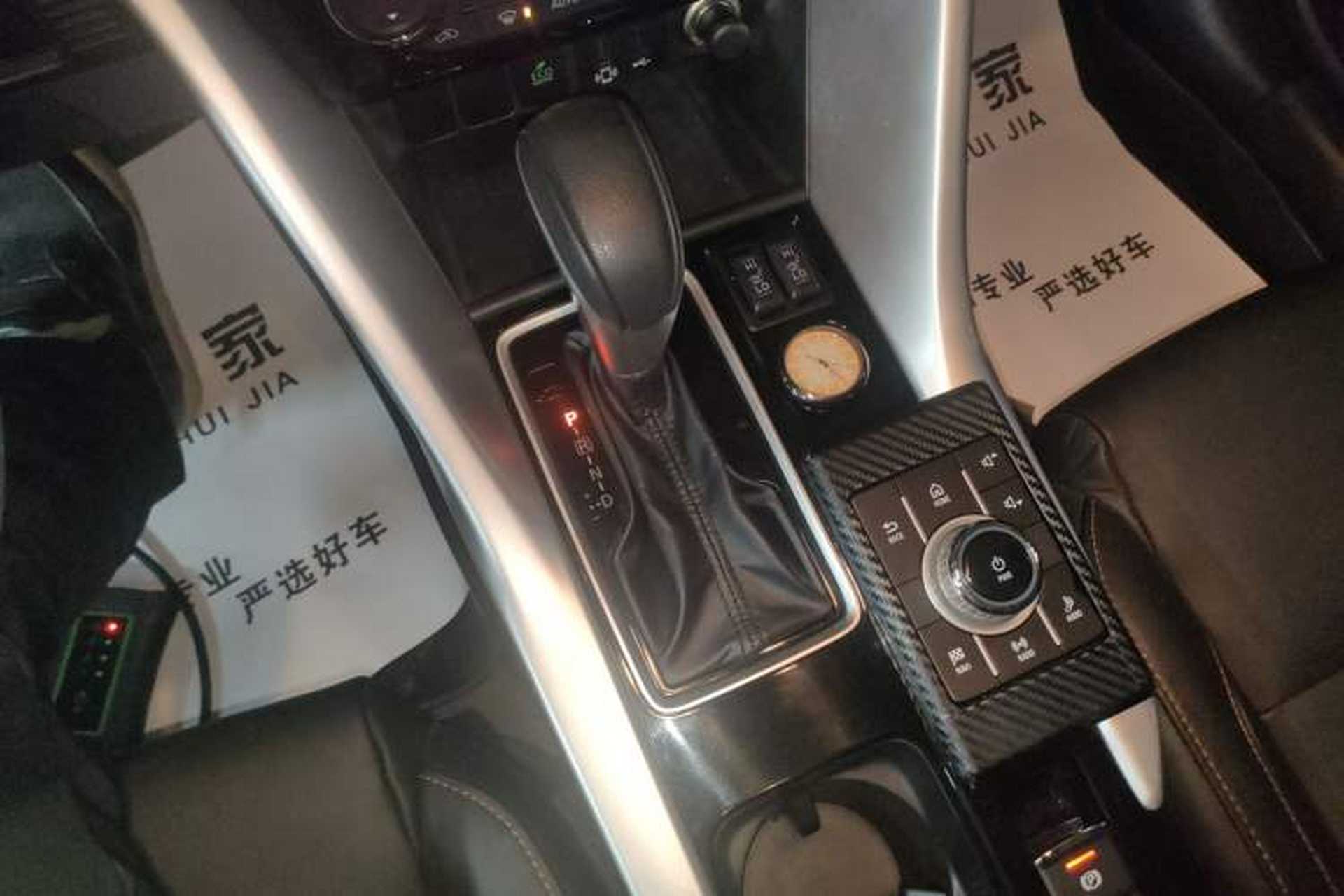 Used Mitsubishi Eclipse Cross 2018 1.5T CVT Two-Wheel Drive Belief Edition Gear Lever