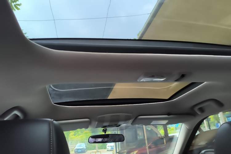 Used Mitsubishi Eclipse Cross 2018 1.5T CVT Two-Wheel Drive Dream Edition Headliner