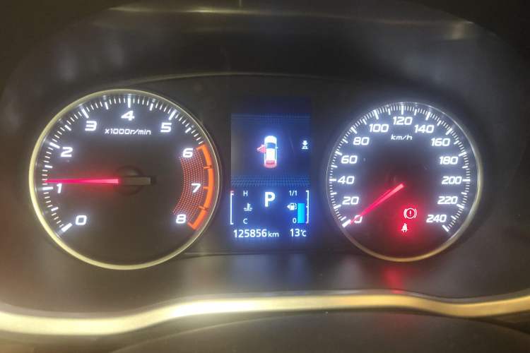 Used Mitsubishi Eclipse Cross 2018 1.5T CVT Two-Wheel Drive Dream Edition Instrument Cluster