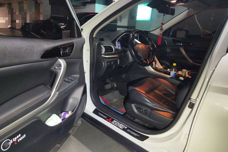 Used Mitsubishi Eclipse Cross 2018 1.5T CVT Two-Wheel Drive Belief Edition Interior 3