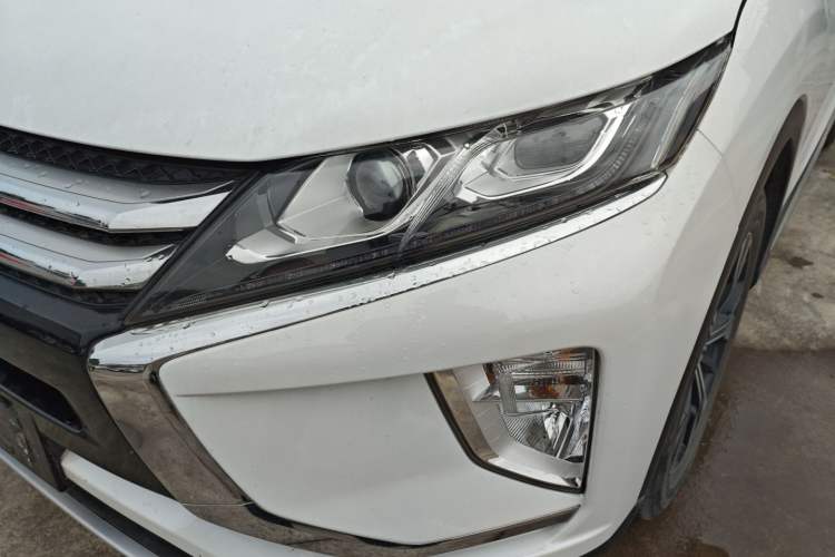Used Mitsubishi Eclipse Cross 2018 1.5T CVT Two-Wheel Drive Dream Edition Left Front Headlight