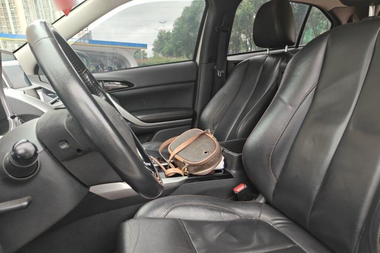 Used Mitsubishi Eclipse Cross 2018 1.5T CVT Two-Wheel Drive Dream Edition Left Front Seat