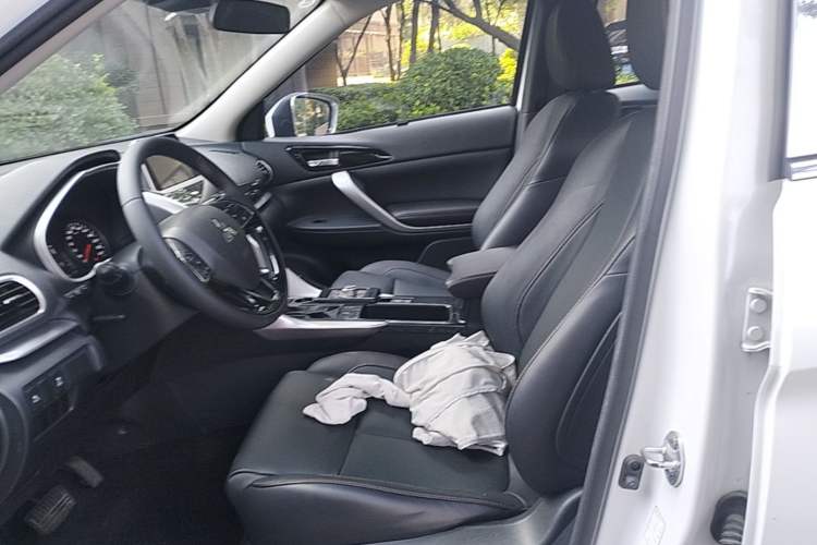 Used Mitsubishi Eclipse Cross 2018 1.5T CVT Two-Wheel Drive Belief Edition Left Front Seat