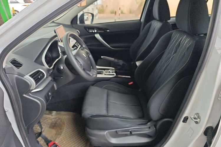 Used Mitsubishi Eclipse Cross 2018 1.5T CVT Two-Wheel Drive Fearless Edition Left Front Seat