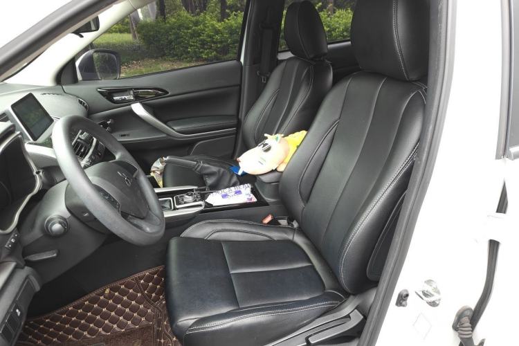 Used Mitsubishi Eclipse Cross 2018 1.5T CVT Two-Wheel Drive Fearless Edition Left Front Seat