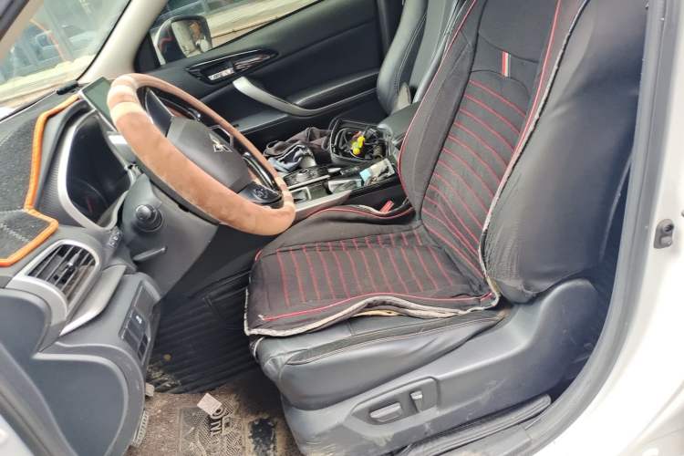 Used Mitsubishi Eclipse Cross 2018 1.5T CVT Two-Wheel Drive Dream Edition Left Front Seat