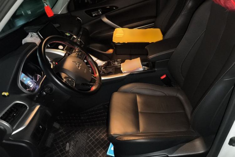 Used Mitsubishi Eclipse Cross 2018 1.5T CVT Two-Wheel Drive Dream Edition Left Front Seat