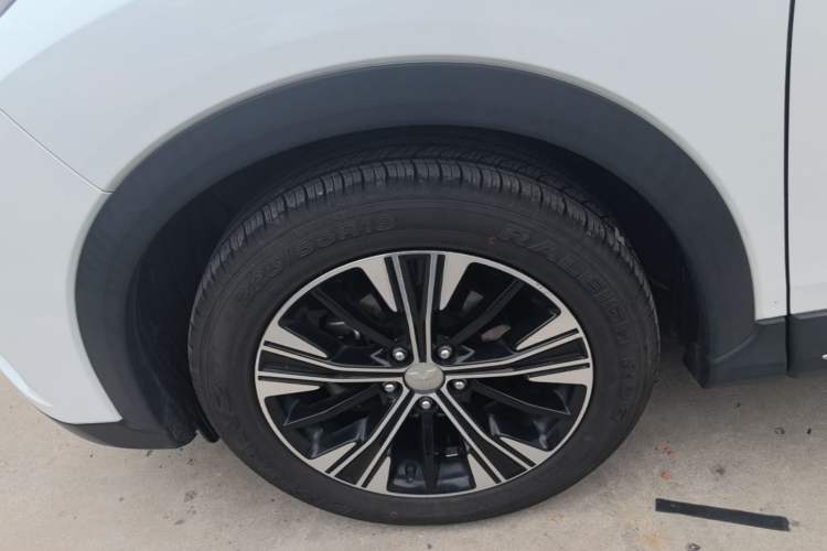 Used Mitsubishi Eclipse Cross 2018 1.5T CVT Two-Wheel Drive Dream Edition Left Front Wheel Hub