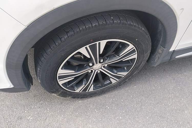 Used Mitsubishi Eclipse Cross 2018 1.5T CVT Two-Wheel Drive Belief Edition Left Front Wheel Hub