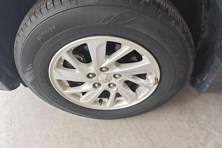 Used Mitsubishi Eclipse Cross 2018 1.5T Manual Two-Wheel Drive Youth Edition Left Front Wheel Hub