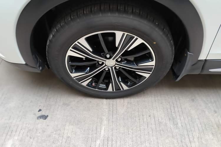Used Mitsubishi Eclipse Cross 2018 1.5T CVT Two-Wheel Drive Dream Edition Left Front Wheel Hub