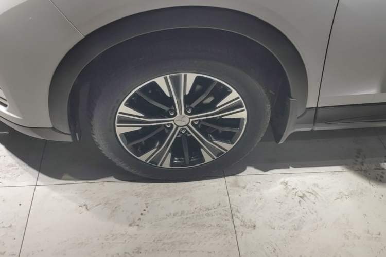 Used Mitsubishi Eclipse Cross 2018 1.5T CVT Two-Wheel Drive Dream Edition Left Front Wheel Hub