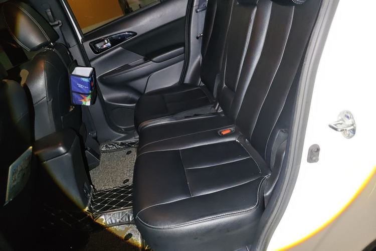 Used Mitsubishi Eclipse Cross 2018 1.5T CVT Two-Wheel Drive Fearless Edition Left Rear Seat