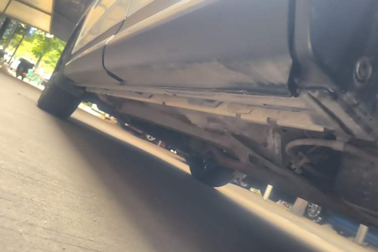 Used Mitsubishi Eclipse Cross 2018 1.5T CVT Two-Wheel Drive Dream Edition Left Side Sill