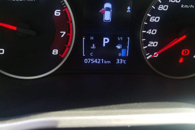 Used Mitsubishi Eclipse Cross 2018 1.5T CVT Two-Wheel Drive Fearless Edition Odometer Close Up
