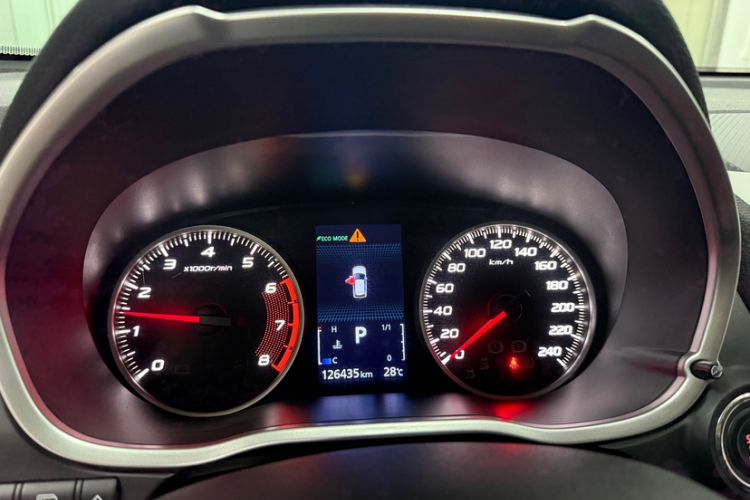 Used Mitsubishi Eclipse Cross 2018 1.5T CVT Two-Wheel Drive Dream Edition Odometer Close Up