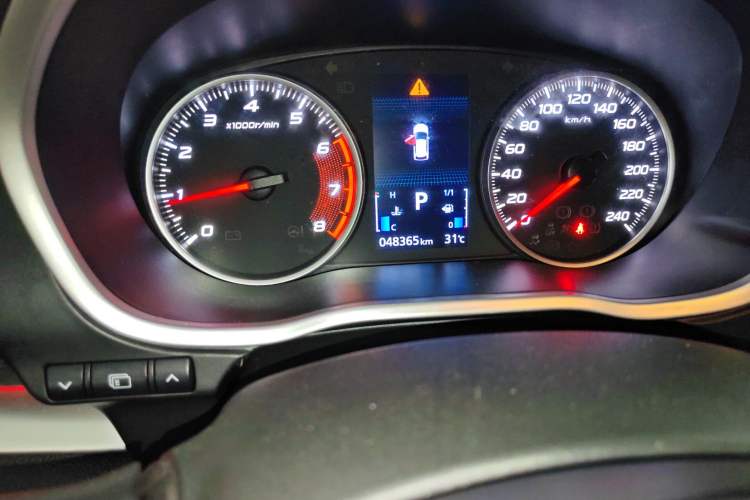 Used Mitsubishi Eclipse Cross 2018 1.5T CVT Two-Wheel Drive Fearless Edition Odometer Close Up