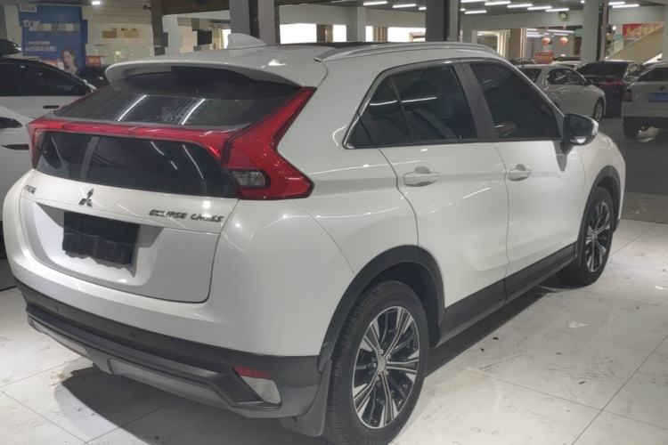 Used Mitsubishi Eclipse Cross 2018 1.5T CVT Two-Wheel Drive Dream Edition Rear Right 45 Deg