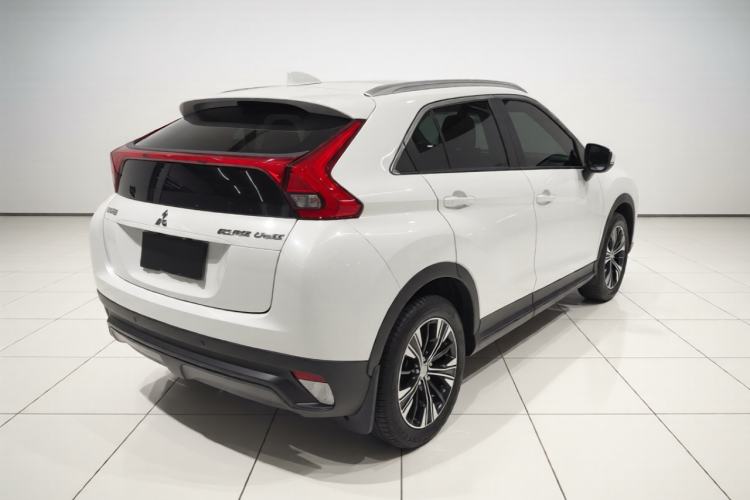Used Mitsubishi Eclipse Cross 2018 1.5T CVT Two-Wheel Drive Dream Edition Rear Right 45 Deg