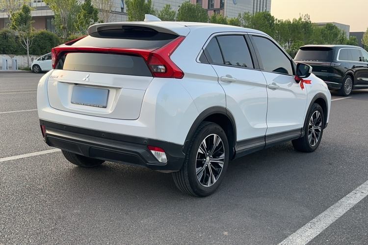 Used Mitsubishi Eclipse Cross 2018 1.5T CVT Two-Wheel Drive Fearless Edition Rear Right 45 Deg