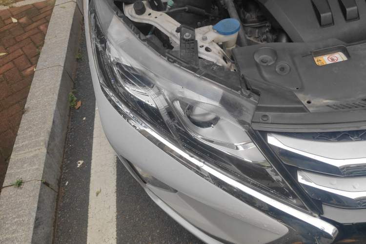 Used Mitsubishi Eclipse Cross 2018 1.5T CVT Two-Wheel Drive Dream Edition Right Front Headlight