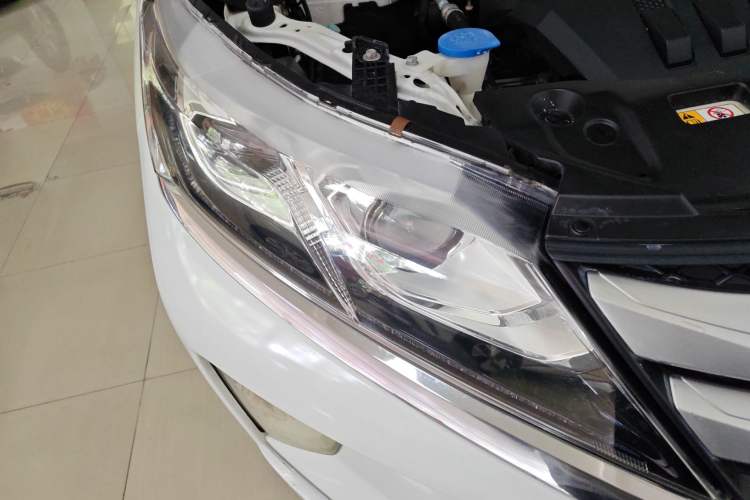 Used Mitsubishi Eclipse Cross 2018 1.5T CVT Two-Wheel Drive Fearless Edition Right Front Headlight