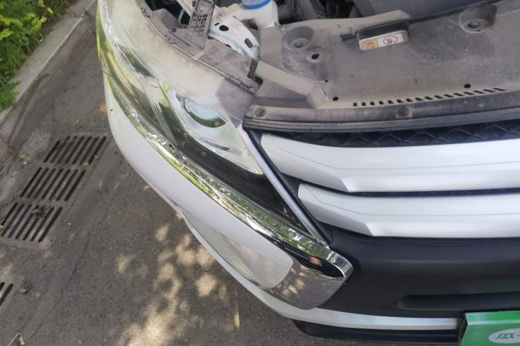 Used Mitsubishi Eclipse Cross 2018 1.5T CVT Two-Wheel Drive Fearless Edition Right Front Headlight