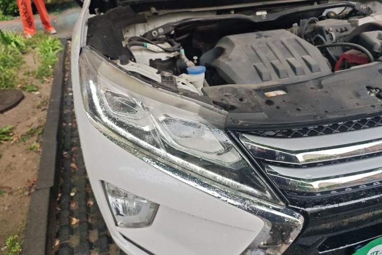 Used Mitsubishi Eclipse Cross 2018 1.5T CVT Two-Wheel Drive Belief Edition Right Front Headlight