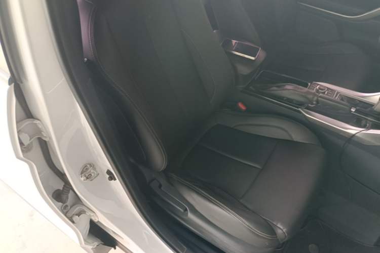 Used Mitsubishi Eclipse Cross 2018 1.5T CVT Two-Wheel Drive Fearless Edition Right Front Seat