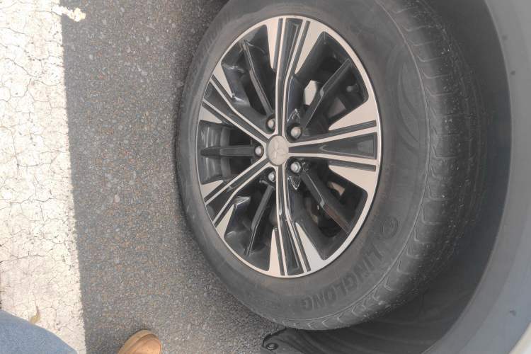 Used Mitsubishi Eclipse Cross 2018 1.5T CVT Two-Wheel Drive Dream Edition Right Front Wheel Hub