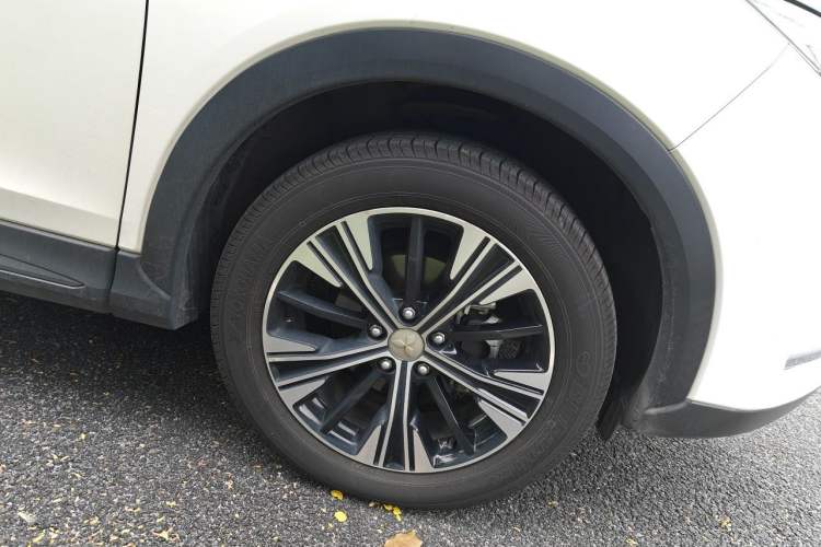 Used Mitsubishi Eclipse Cross 2018 1.5T CVT Two-Wheel Drive Fearless Edition Right Front Wheel Hub