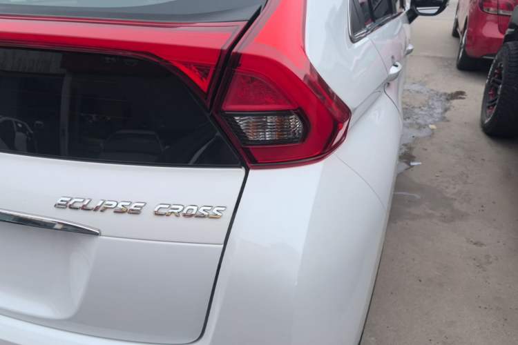 Used Mitsubishi Eclipse Cross 2018 1.5T CVT Two-Wheel Drive Dream Edition Right Rear Taillight