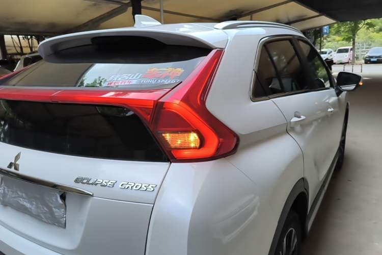 Used Mitsubishi Eclipse Cross 2018 1.5T CVT Two-Wheel Drive Dream Edition Right Rear Taillight