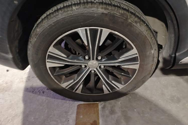 Used Mitsubishi Eclipse Cross 2018 1.5T CVT Two-Wheel Drive Dream Edition Right Rear Wheel Hub